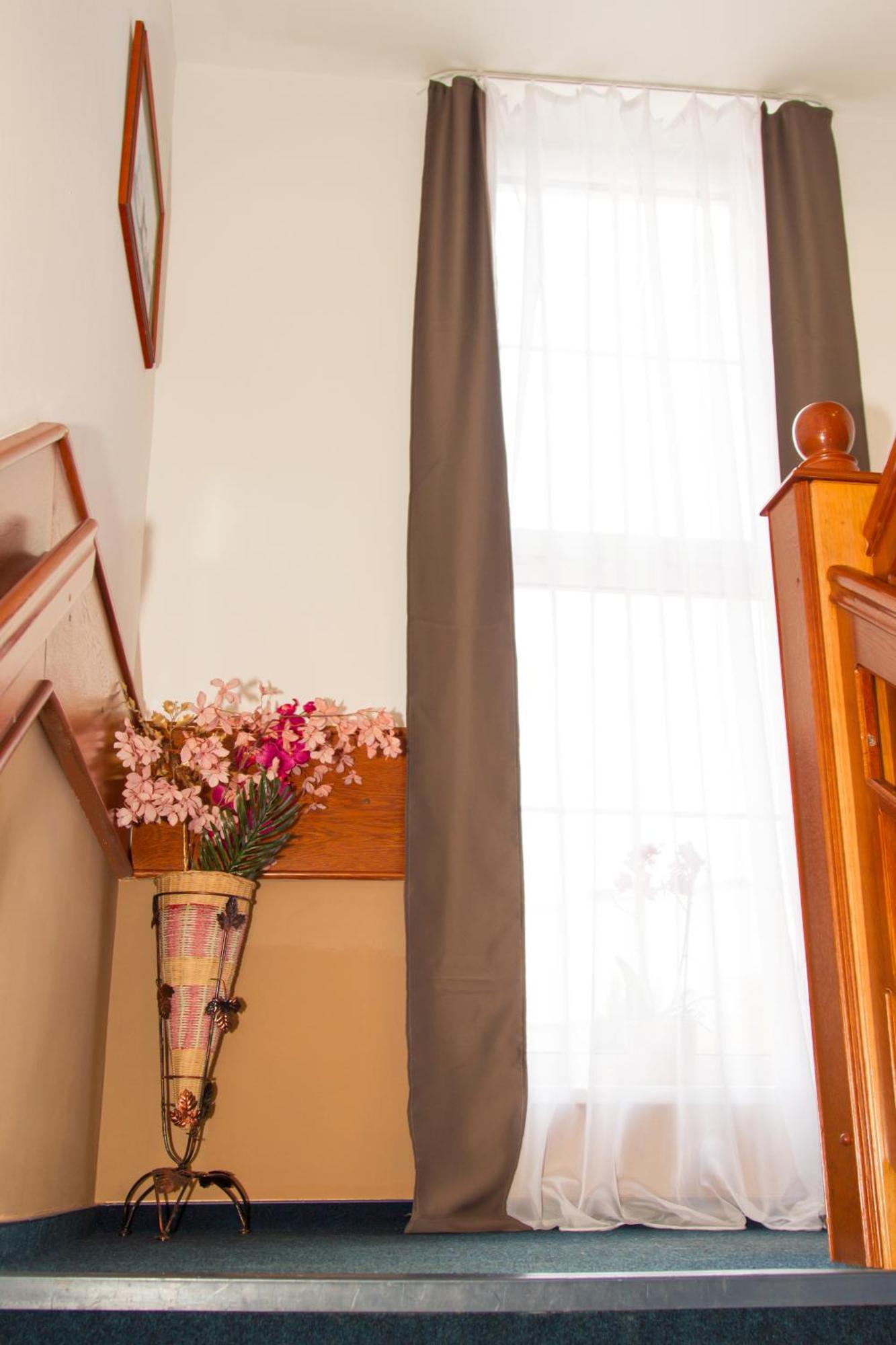 Hotel Wesselényi Győr Buitenkant foto