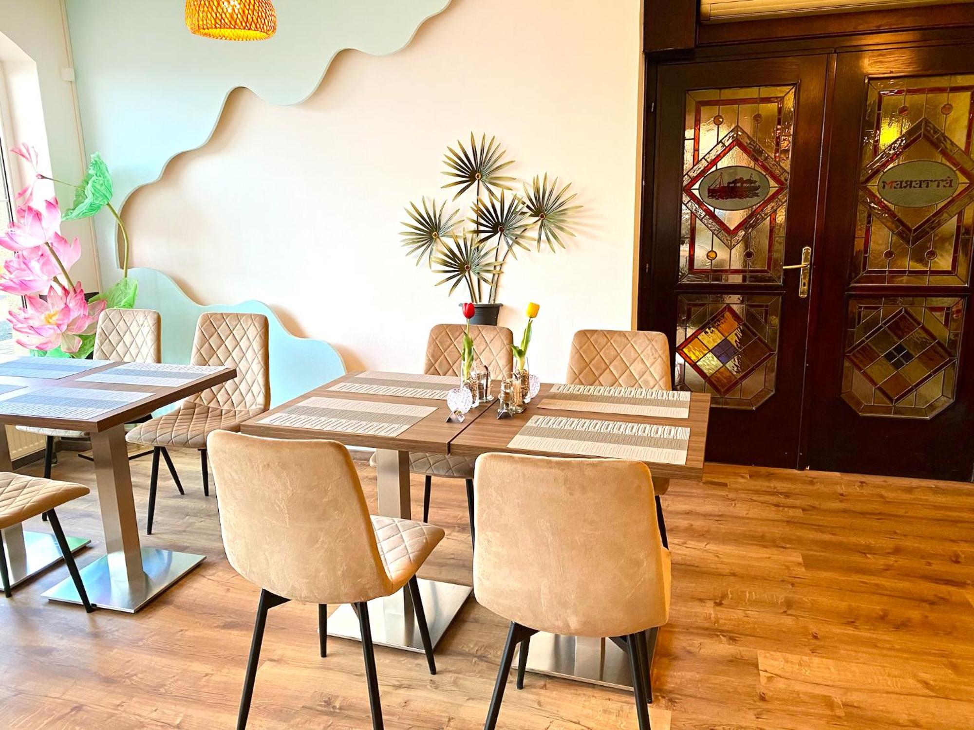 Hotel Wesselényi Győr Buitenkant foto
